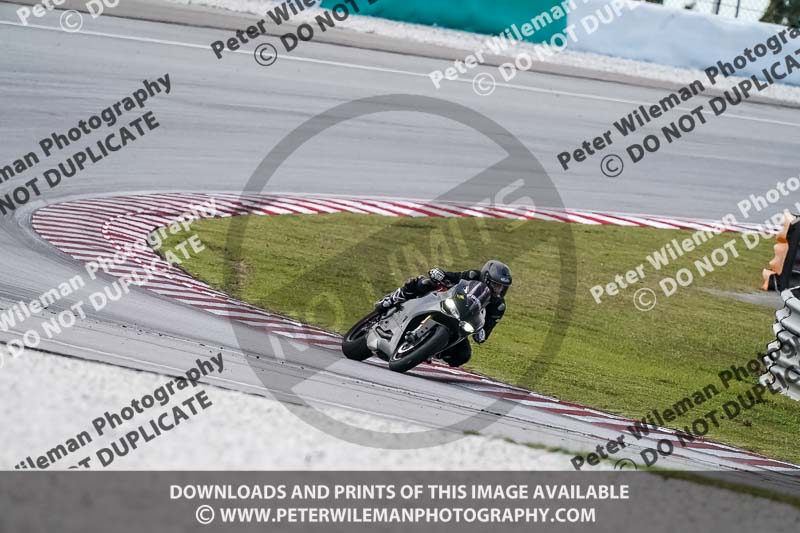 Sepang;event digital images;motorbikes;no limits;peter wileman photography;trackday;trackday digital images